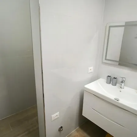 Apartmán Albi 2 Bedroom On The