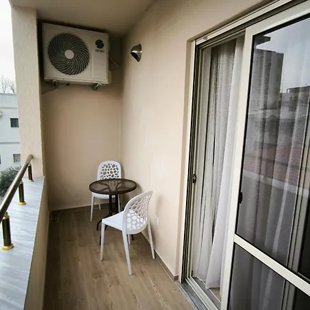 Albi 2 Bedroom On The *
