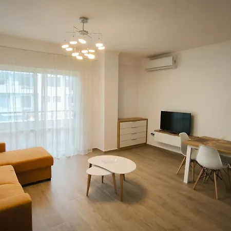 Albi 2 Bedroom On The * Durrës