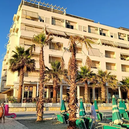 Apartmán Albi 2 Bedroom On The Durrës
