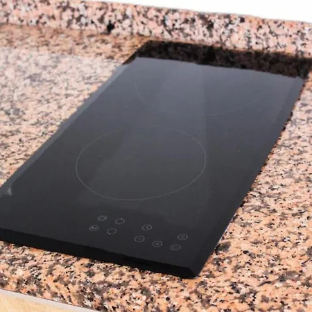 Albi 2 Bedroom On The Apartmán