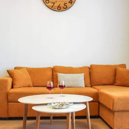 Apartament Albi 2 Bedroom On The *