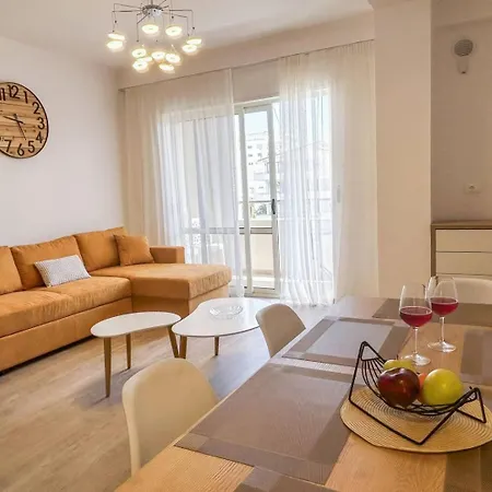 Albi 2 Bedroom On The *