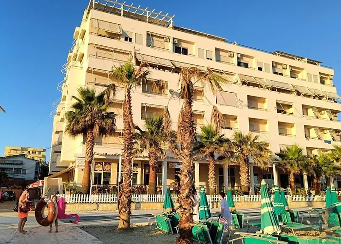 Albi 2 Bedroom On The Durrës