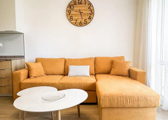 Albi 2 Bedroom On The * Durres