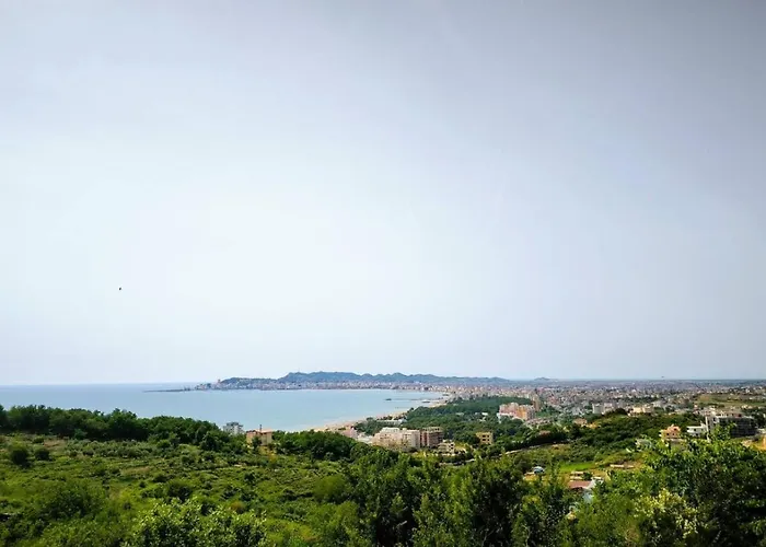 Albi 2 Bedroom On The Apartment Durres