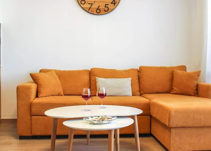 Apartment Albi 2 Bedroom On The *